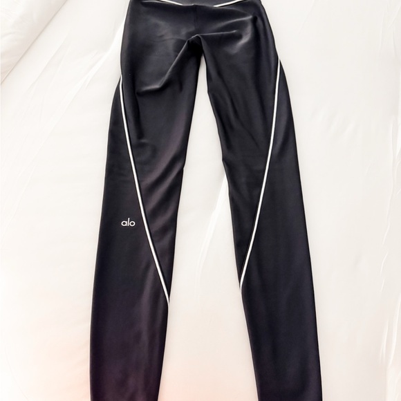 ALO Yoga Pants - Alo yoga leggings